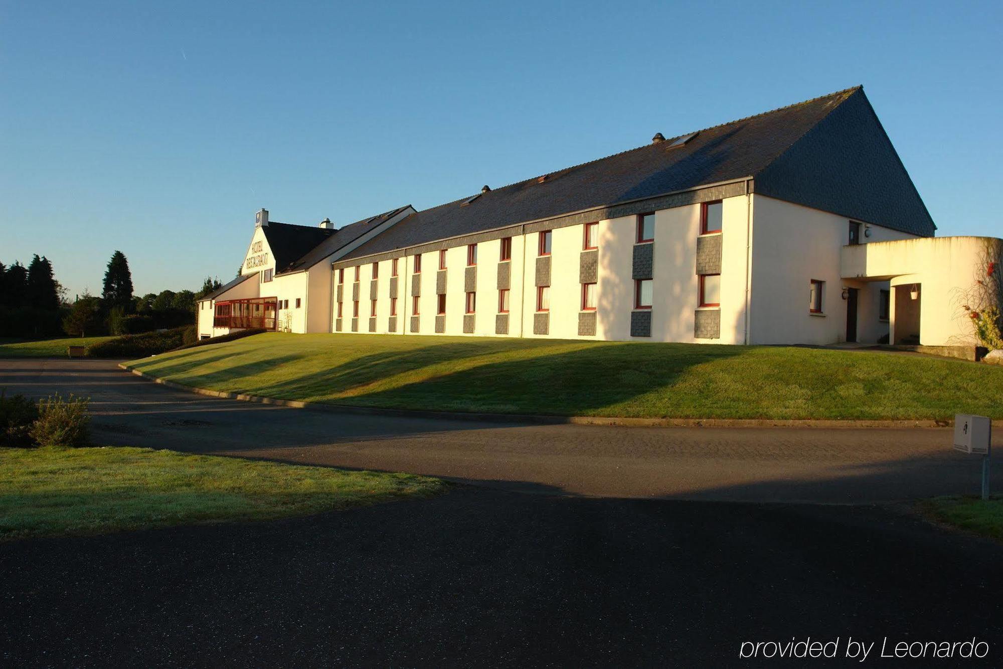 Brit Hotel Landivisiau Exterior foto